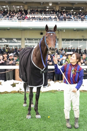 “조교사로 새 출발”… 여성 최다승 김혜선 기수 은퇴