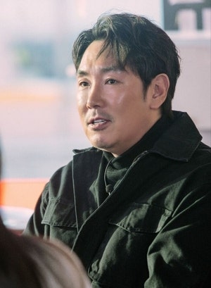 [속보]<b>조진웅</b>, 전격 <b>은퇴</b> 선언…“배우의 길에 마침표”