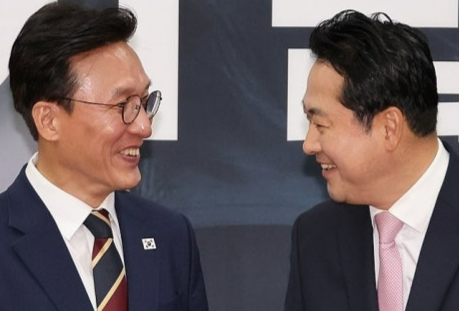 대선후보 적합도 김민석 1위 장동혁 뚝 떨어지고 한동훈은 상승했네