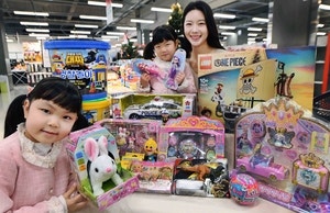 홈플러스 ‘성탄 완구’ 대전