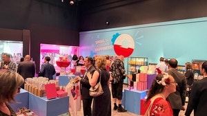 코트라, 호주 ‘한류전시’ MOU… 캔버라국립박물관 제품 입점