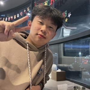 마흔에 결혼해 얻은 17세 외아들 오토바이 사고…6명 새 삶 주고 영면