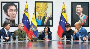 하루만에 꼬리내린 베네수엘라 부통령 “미국에 협력”