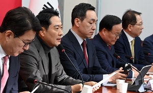 장동혁, 정점식 정책위의장 지명… ‘마이웨이 쇄신’ 밀고간다