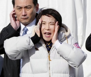 자민당 압승 예상에… 다카이치 ‘전쟁 가능 국가’ 의지