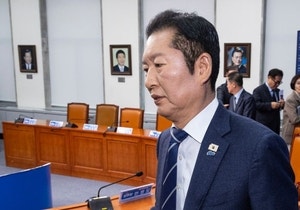 “과정관  리 실패 지도부” 與 합당 반대 서명 2만8천