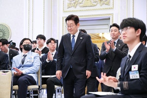 이 대통령 “과학기술 존중해야 흥해”… AI·바이오 ‘초격차 확보’ 의지