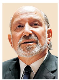 “나는 엡스타인과 무관해” 파문 잠재우려는 러트닉