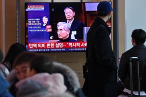 이재오 “감옥 갈 사람은 감옥 가고…나라 꼴 말 아냐”