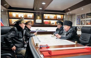 美 “미친이가 핵 가지면 나쁜일” 경고… 김정은은 ‘핵무력’집착