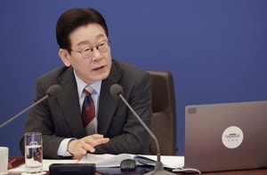 李대통령, 사법 3법 의결… ‘유류 최고가’도 지시