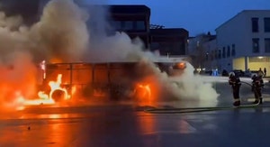 스위스 도심 버스 화재로 6명 사망… 방화·테러 가능성