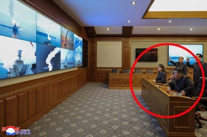 사드 빠지자 “핵무력 다각운용” 위협 김정은(feat.주애)