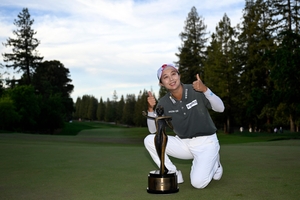 코르다 제친 김효주, 11년만에 파운더스컵 패권 탈환