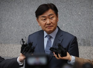 민주, ‘돈봉투 의혹’ 김관영 전북지사 긴급 윤리감찰