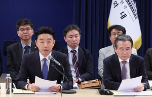 강훈식,  카자흐·오만·사우디 방문… 원유·나프타 확보협의