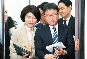 하정우 “부산북갑 어릴 적 놀던 곳”… 힘 실리는 ‘차출론’