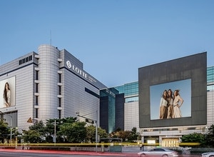 “반도체 말고 우리도 있어요” 百 3사 주가 1년새 82~159%↑