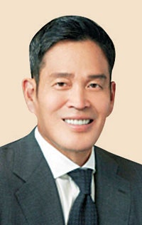 정용진의 ‘승부수’ 통했다… 이마트 8년만에 최대 수익