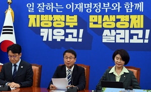 “고의은폐” “거짓해명”… 승부처 격차 좁혀지자 무차별 난타전