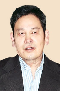 정용진 “5·18 영령·유가족에 사죄”… ‘탱크 마케팅’ 대국민사과