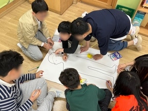 칭찬 릴레이·소통 퀴즈… “관계 어려움 겪던 우리 아이가 달라졌어요”[아동권리옹호 Child First]
