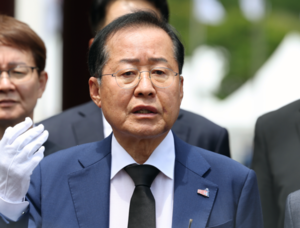 홍준표 “<b>공소취소</b> 특검 때문에 與 압승 못해”