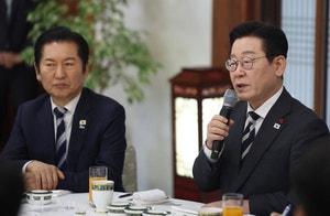 “유시민 사퇴?정청래 편들고 李공격 선전포고” 장성철 소장의 분석