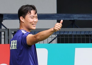 [속보]손흥민, <b>멕시코전</b> 원톱 선봉…오현규 벤치 대기