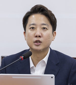 안철수 이어 이준석과도…한동훈 야권과 잇단 충돌