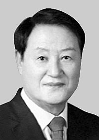 요원한 强軍 육성, 위협받는 사관학교[포럼]