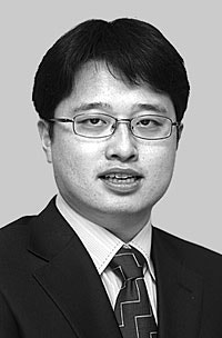 팬덤 정치, 메인이 된 양념[뉴스와 시각]