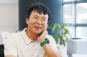“유쾌함이 ‘김부장’ 성공비결… 대중은 드라마로 ‘현실의 답답함’ 푼다”[M 인터뷰]