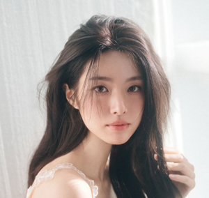“책임 있는 모습 보여주길” ‘증조부 친일’ 논란 배우 하영에 ‘<b>김구</b>...