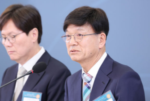 “일반 국민, <b>5·18</b>에 죄의식 가질 필요 없어” ‘스타벅스 사태’로 물...