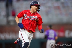 <b>이정후</b>, 안타·<b>도루</b>로 2득점 …올 11<b>도루</b>, 개인 시즌 신기록 세워