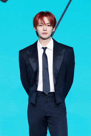 스키즈 <b>리노</b>, 네팔 대홍수 현장에 <b>1억</b> 원 <b>기부</b>