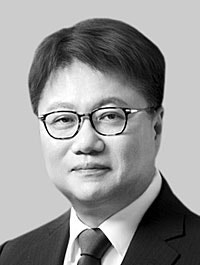 대통령의 ‘재제청 요구’ 철회가 正道[포럼]