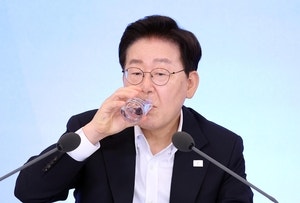 李정부 치적인 ‘자살률 감소’… 고위험군 지원 체계엔 구멍 숭숭