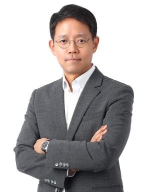 “지역사회 헌신 스타들에게 월요일마다 커피 100만잔”