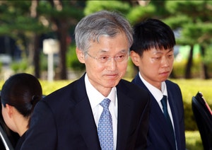 조희대 “대법관 재제청 응할수 없다”…靑 요구 거부