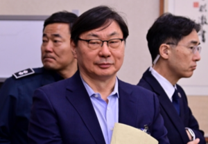 [단독]“나만 방치, 더 못기다려”…대북송금 <b>이화영</b>, 靑에 수차례 석방...