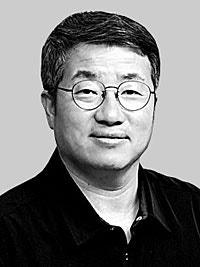 출항 전 물 새는 축구대표팀[뉴스와 시각]