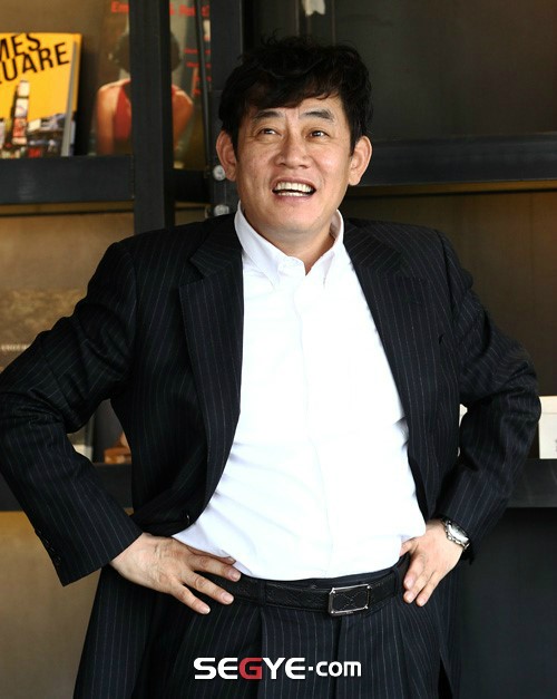 이경규, ‘SBS연예대상’ 최우수상 “대상 물거품, <b>섭섭</b>” 폭소