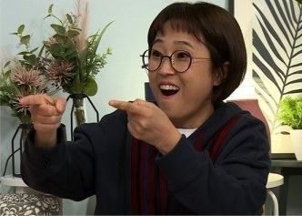 <b>송은이</b>가 <b>결혼식 참석</b>했다가 외계인으로 의심받은 사연