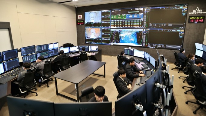 제주 국가위성운영센터, 저궤도 위성 운영 업무 전담