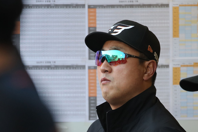 “이기는 야구한다”던 한화 4년 연속 꼴찌 위기…한화·키움·삼성 최하위 피하기 위한 경우의 수는?