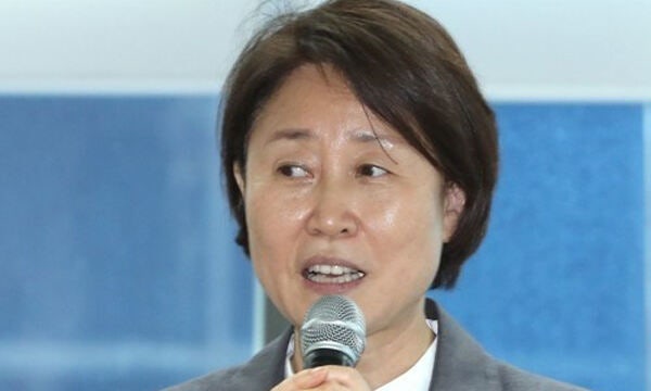 윤봉길 의사 손녀 윤주경, ‘백범 <b>김구</b> 비하’ 논란 <b>박은식</b> 비판