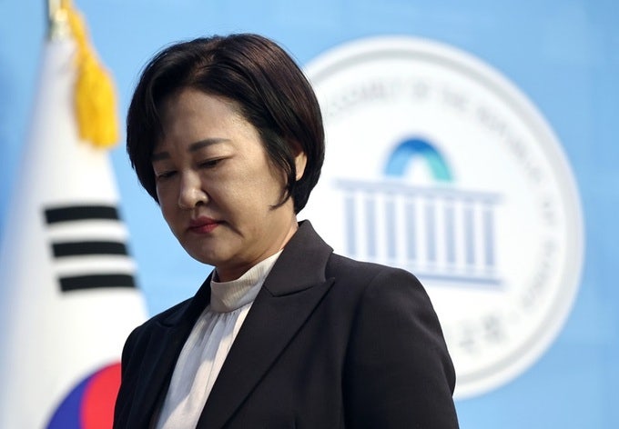 “너네 대표가 나를 패대기” <b>이수진</b>…‘<b>이재명 지지자</b>’들에 “알아보고 문자...