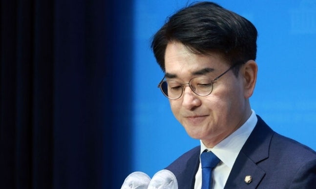 "박용진 후보 승계하진 않을 것"… <b>안규백</b>, <b>조수진 사퇴</b>에 방침 밝혀